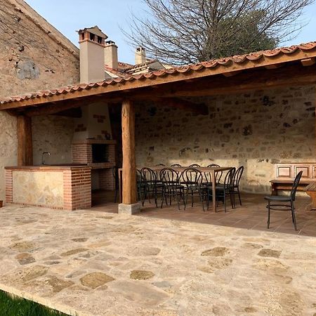 Los Arenales De Arcones Colladillo Exterior photo